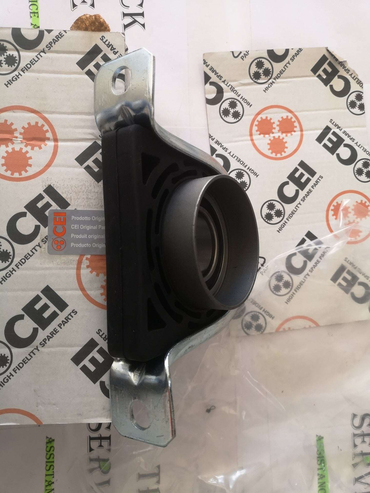 Supporto Albero Trasmissione Oscillante IVECO - Cuscinetto Cardanico CEI 284053 / OEM 42561251 - Ricambio Durevole