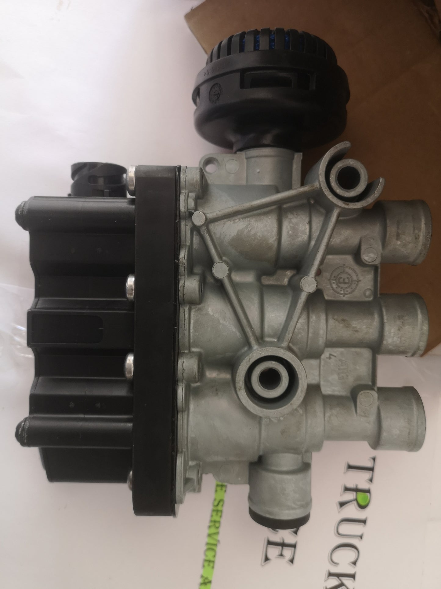 Valvola Livello Sospensione Pneumatica Cabina IVECO Stralis Active Space Euro 6 & Eurocargo - Ricambio Originale e Compatibile OEM