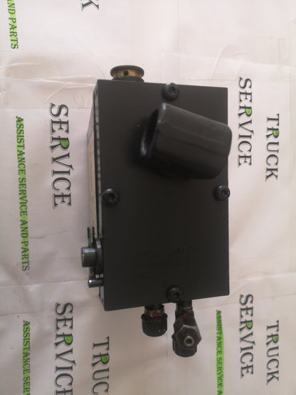 Pompa Manuale Ribaltamento Cabina IVECO Eurotrakker - Ricambio OEM 504173050 - Originale e Compatibile