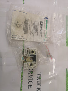 Scontro Serratura Porta Destra IVECO Daily - Ricambio OEM 038178 / 93924717 - Daily I & II Generazione